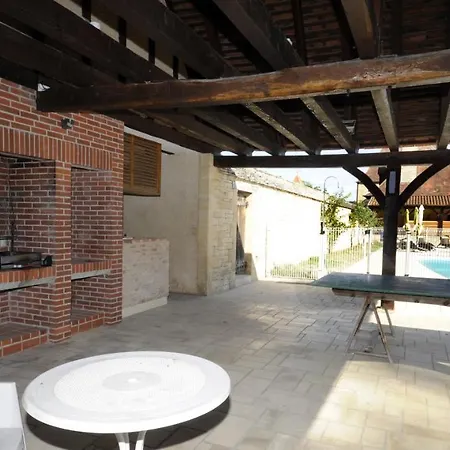 Le Clos Des Rives Apartment